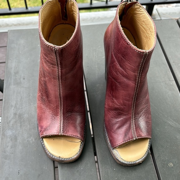 Bed Stu Onset leather peep toe booties, stacked heel, 8.5 - Picture 2 of 16